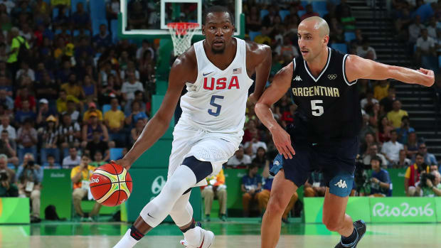 kevin-durant-manu-usa-argentina-lead.jpg